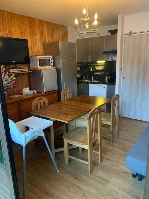Studio-4 Personnes Les Orres 1650-hautes Alpes Le Melezet